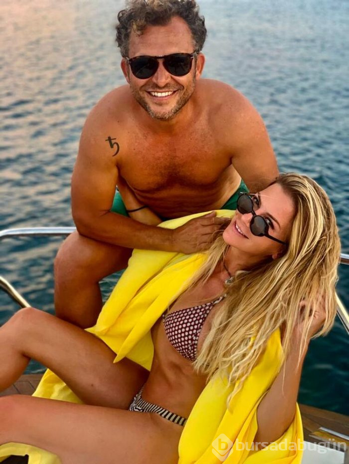 Ivana Sert ile Sezer Dermenci el ele görüntülendi