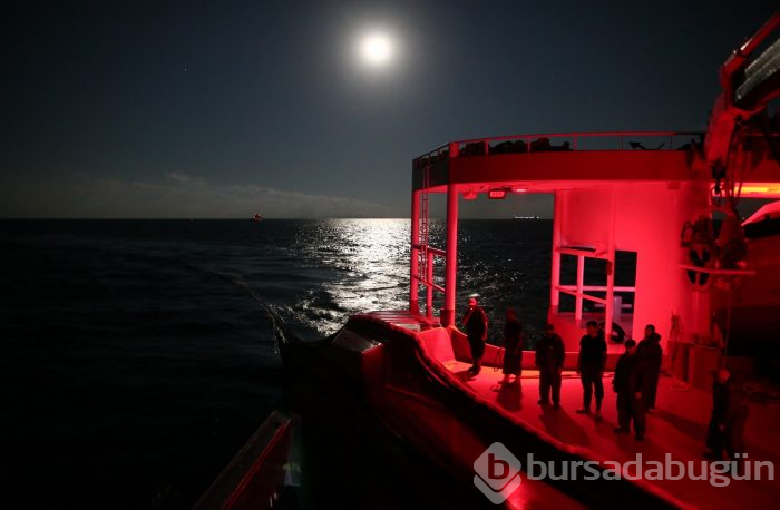 Bursa'da balıkçıların zorlu hayatı görüntülendi