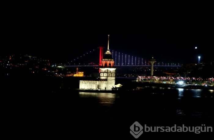 Bursa'da balıkçıların zorlu hayatı görüntülendi