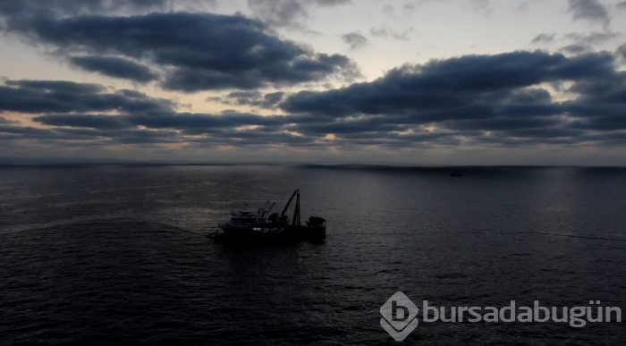 Bursa'da balıkçıların zorlu hayatı görüntülendi