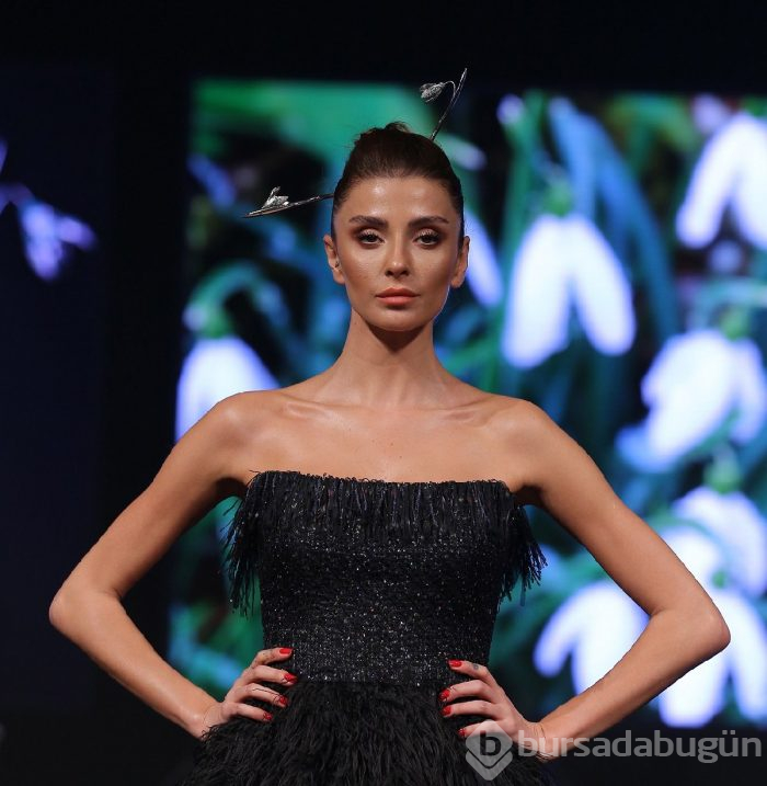 Özge Ulusoy'un yıllar içindeki değişimi şaşırttı
