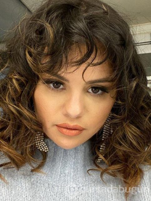 Selena Gomez: Eski sevgililerim deli olduğumu düşünüyor
