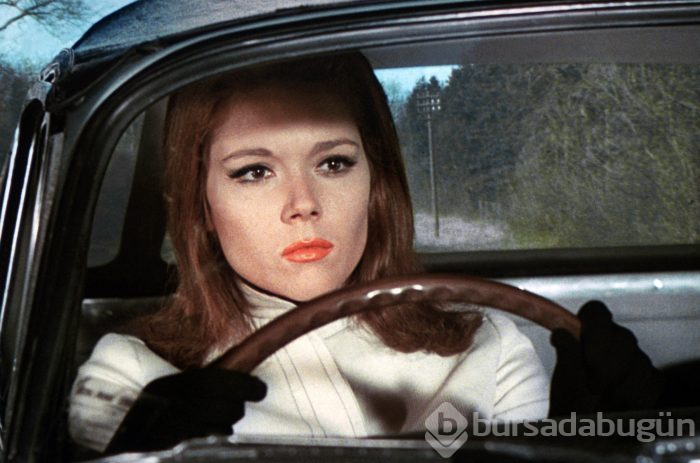 Usta oyuncu Diana Rigg hayatını kaybetti