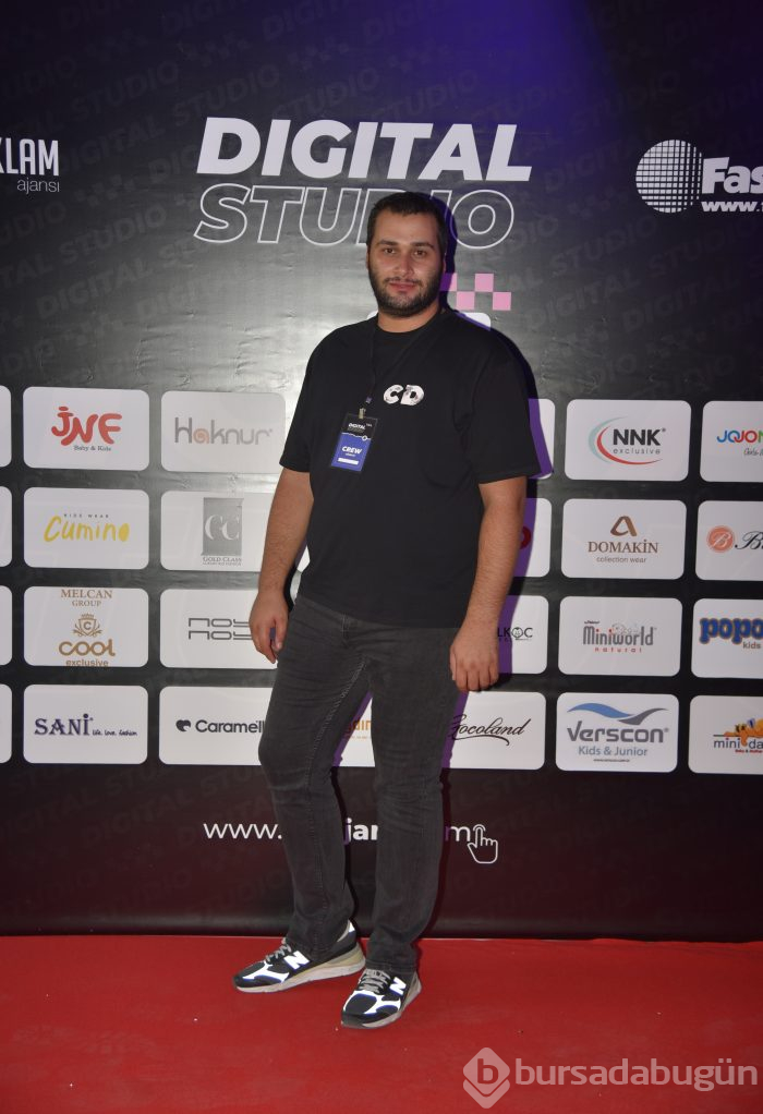 Bursa'da Dijital defile