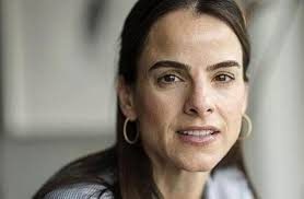 Edvina Sponza teknede Boğaz keyfi yaptı
