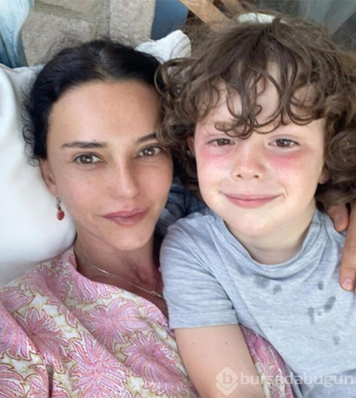 Hande Ataizi: Hala 27 yaşındayım!

