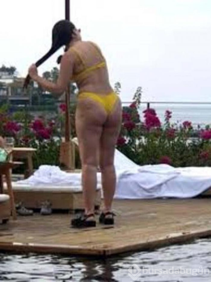 Duygu Özaslan'ın son fotoğrafı takipçilerini ikiye böldü
