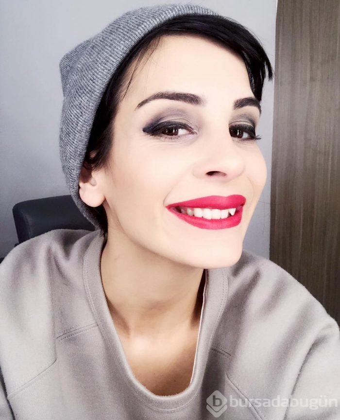 Eylu&#776;l O&#776;ztu&#776;rk: Büyümüş de kardeşine yardım eder olmuş