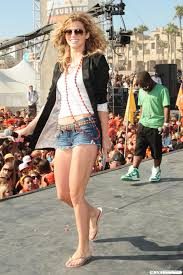 AnnaLynne McCord-Dominic Purcell aşka geldi
