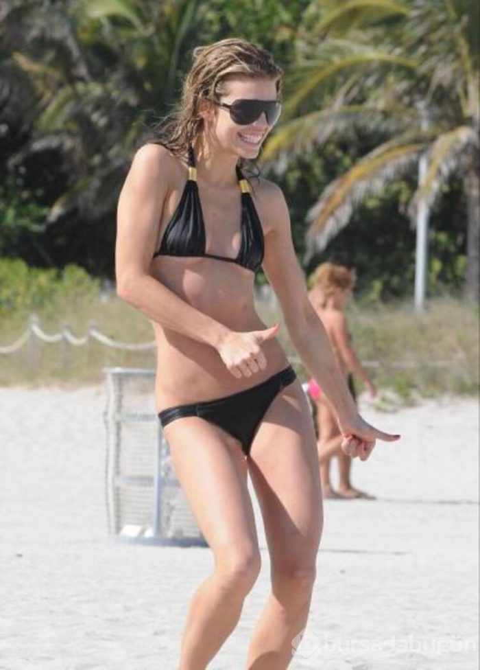 AnnaLynne McCord-Dominic Purcell aşka geldi
