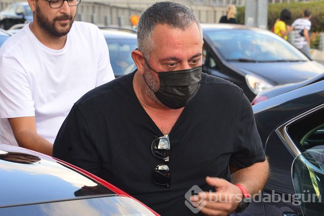 Cem Yılmaz: Onlar 'bazı ünlüler', biz normal insanlarız