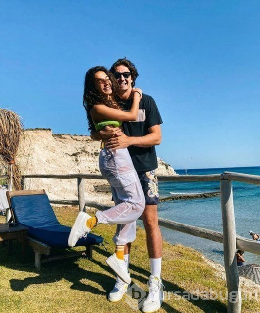 Cedi Osman sevgilisi Ebru Şahin'in hasretine dayanamadı