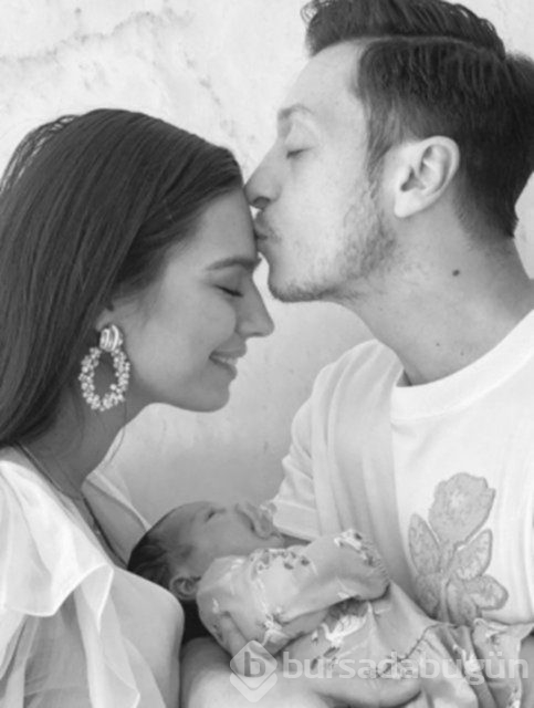 Mesut Özil-Amine Gülşe çifti Beckham'lara komşu oluyor,