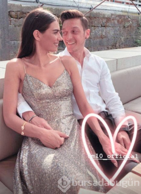 Mesut Özil-Amine Gülşe çifti Beckham'lara komşu oluyor,