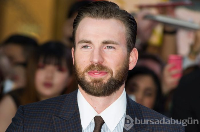 Çıplak fotoğraf sonrası Chris Evans'tan açıklama
