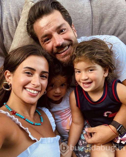 Buse Terim'den aile pozu
