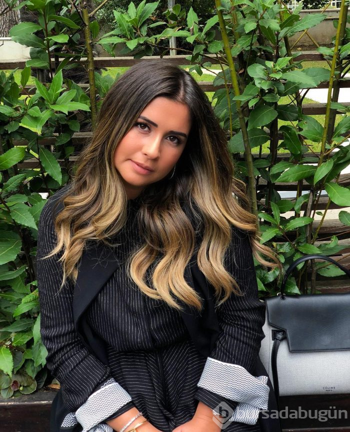 Buse Terim'den aile pozu
