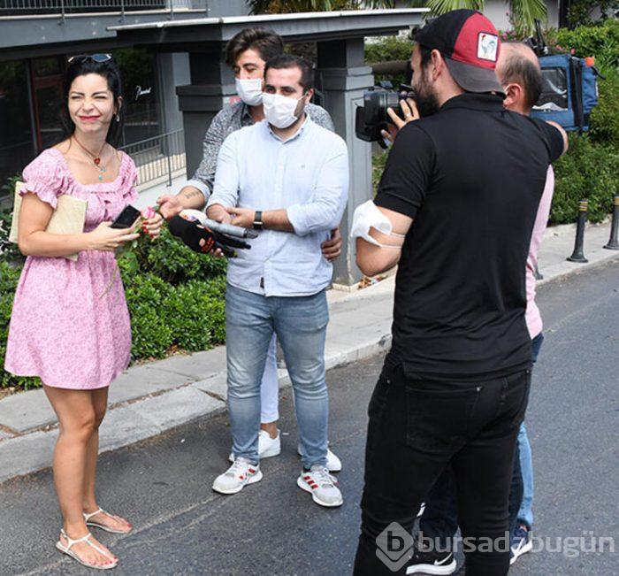 Merve Boluğur maskesiz taksiye bindi!
