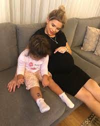 Damla Ersubaşı ile Mustafa Can Keser tek celsede boşandı