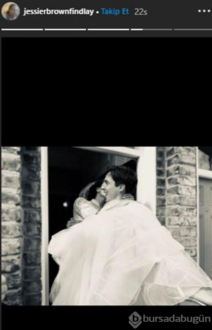 Jessica Brown Findlay ile Ziggy Heath evlendi