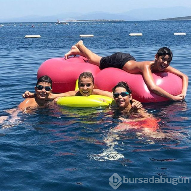 Gülben Ergen'den yaza veda pozu