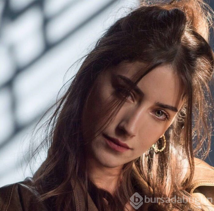 Hazal Kaya: Uyumuyor
