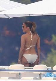 Jennifer Lopez'den yaza veda pozu
