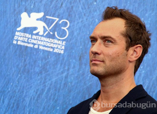 Jude Law'ın 6. kez baba oldu