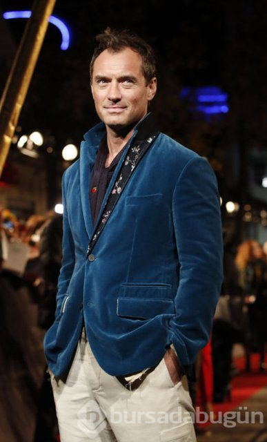 Jude Law'ın 6. kez baba oldu