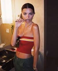 Emily Ratajkowski: Dağ evindeki çekimde tacize uğradım