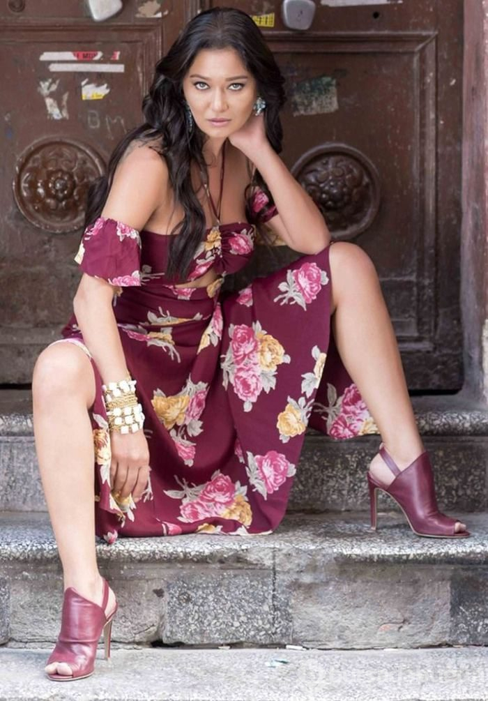 Nurgül Yeşilçay: Düğün gelecek yaza