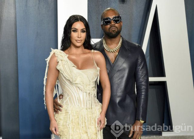 Kanye West, Grammy ödülünün üzerine tuvaletini yaptı