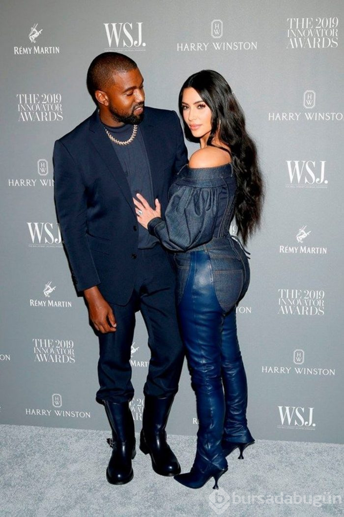 Kanye West, Grammy ödülünün üzerine tuvaletini yaptı