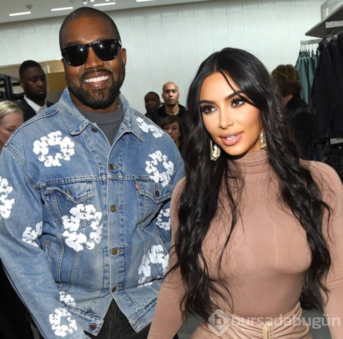 Kanye West, Grammy ödülünün üzerine tuvaletini yaptı