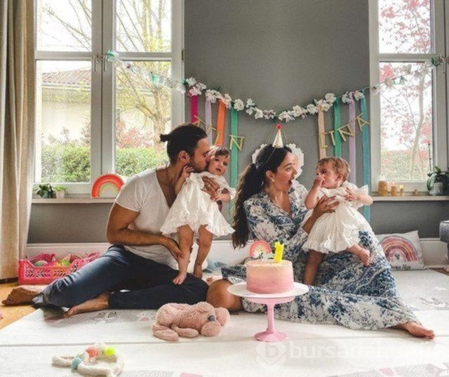 Pelin Akil ile Anıl Altan'dan aile pozu