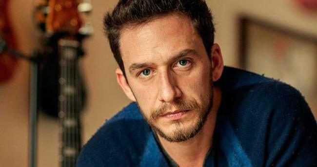 Mithat Can Özer maskesiz dışarı çıktı!