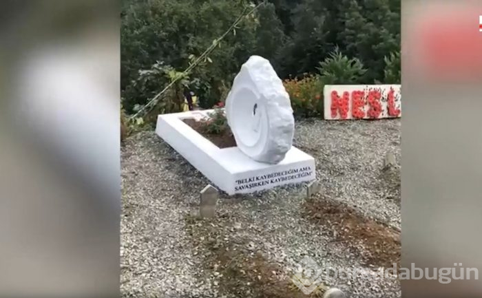 Neslican Tay mezarı başında anıldı
