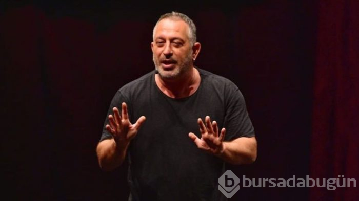 Cem Yılmaz: Yas&#807;lı kurt yine sahneden alacag&#774;ını aldı, vereceg&#774;ini verdi