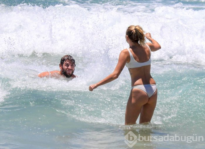 Miley Cyrus'tan eski eşi Liam Hemsworth'a gönderme
