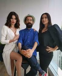 Nesrin Cavadzade'nin anlamsız paniği