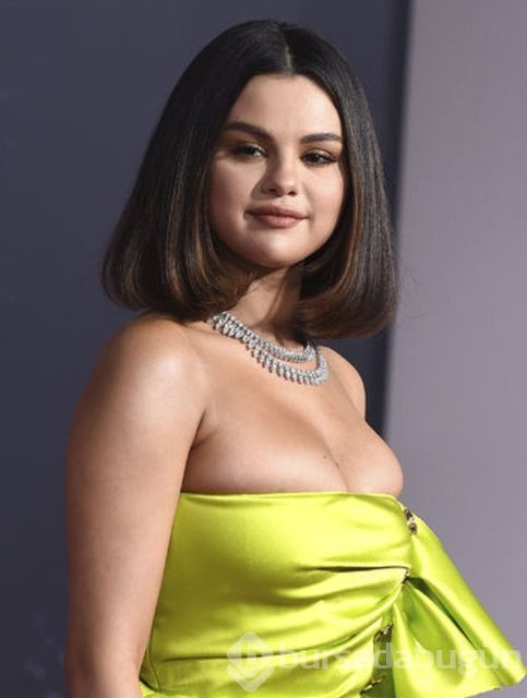 Selena Gomez'den Mark Zuckerberg'e çağrı
