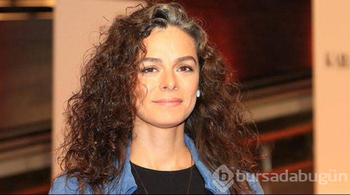 Özge Özpirinçci imaj değişikliğine gitti