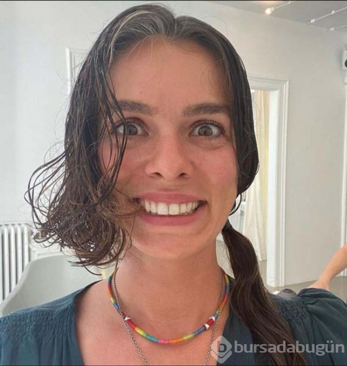 Özge Özpirinçci imaj değişikliğine gitti