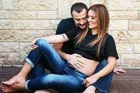 Demet Akalın ve Okan Kurt'un kızı Hira okula başladı