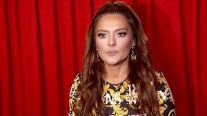Demet Akalın'dan eski dostu Selin Ciğerci'ye gönderme