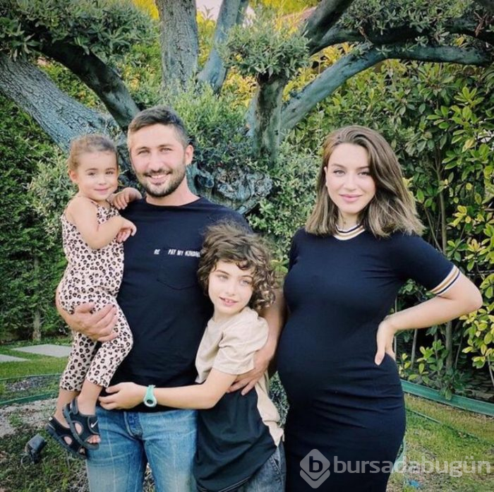 Sabri Sarıoğlu ve Yağmur Sarıoğlu çiftinin üçüncü bebekleri dünyaya geldi