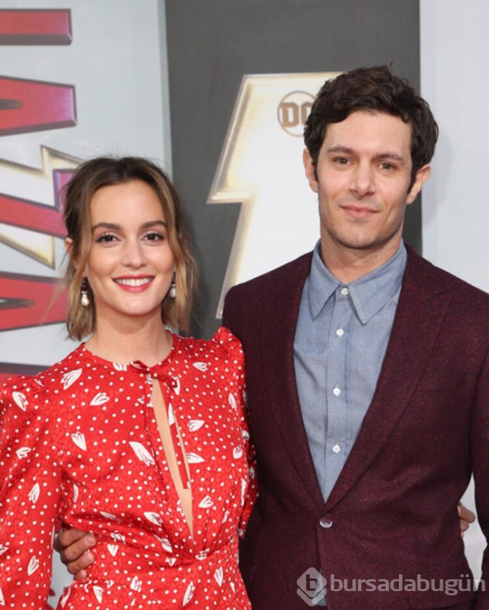 Leighton Meester ve Adam Brody'nin çocuklarıyla plaj keyfi
