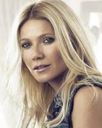 Gwyneth Paltrow'un çıplak doğum günü pozundan kızı utandı
