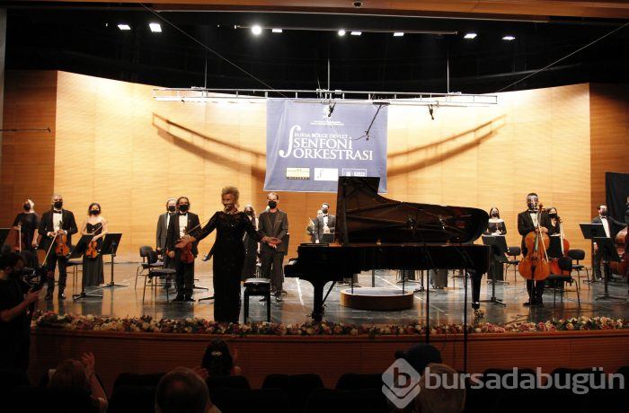 Koronavirüs gölgesinde sanat