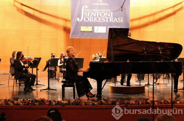 Koronavirüs gölgesinde sanat